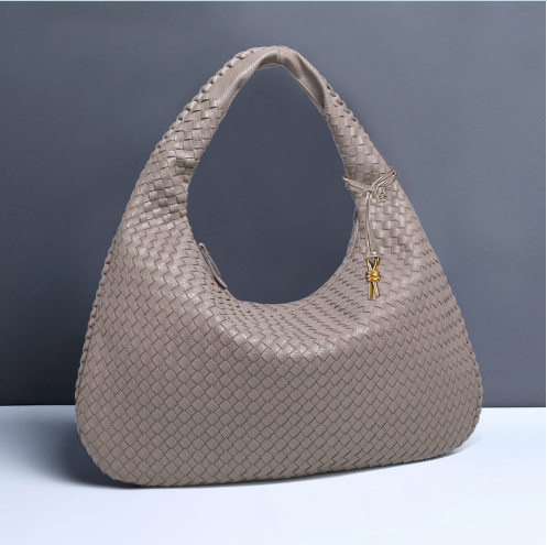 Flettet Hobo Taske | Elegant Design | Blød og Rummelig | Vanero