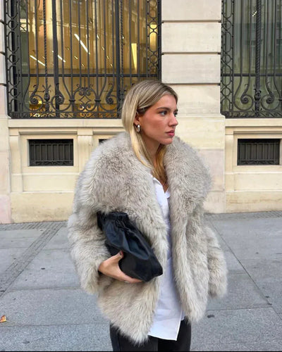 PlushVue | Cozy Jacket l Vanero