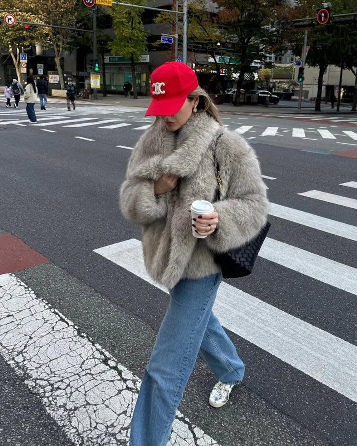 PlushVue | Cozy Jacket l Vanero