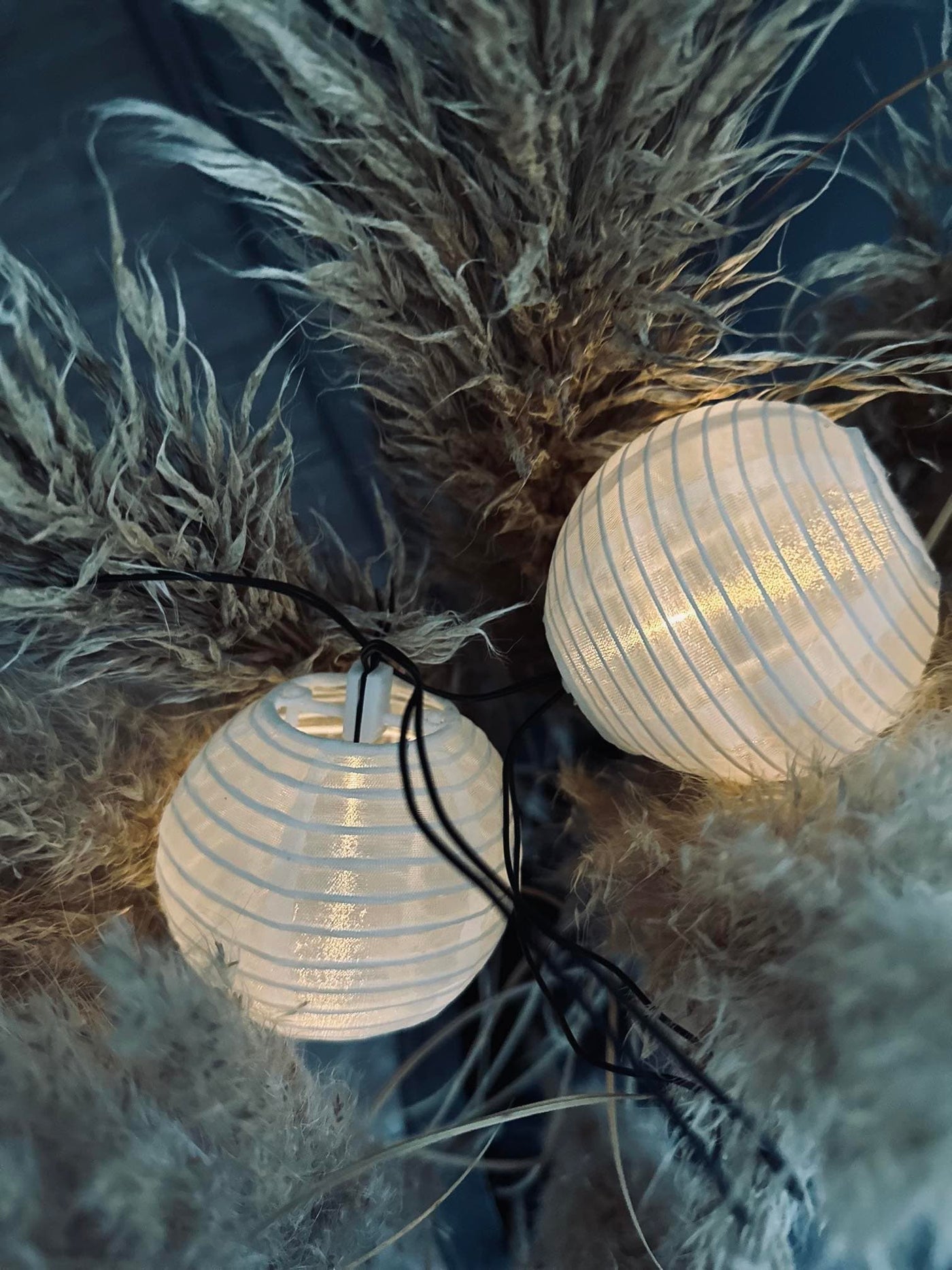 Led Solcelle Lyskæde | 10 Hvide Kugler | Vanero