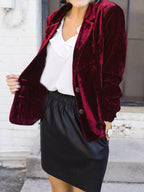 Maeve Polyester Med Fløjlslignende Overflade | Regular Fit Blazer | Reverskrave & Knaplukning til Hverdagsbrug & Formelle Outfits | Vanero