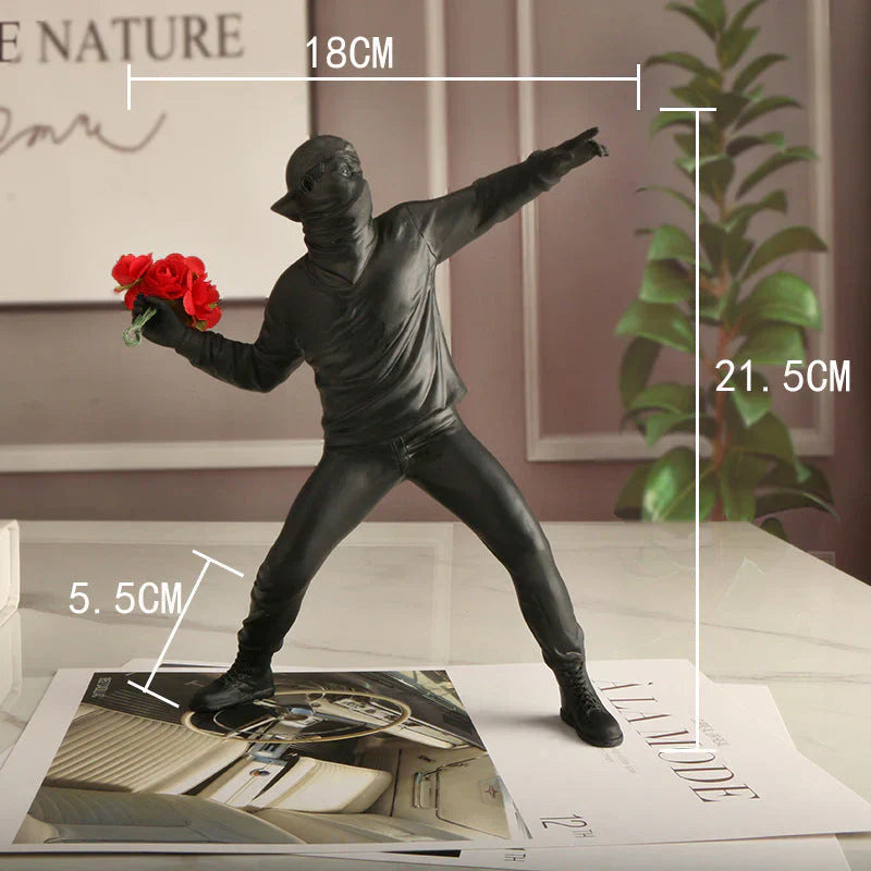 BloomThrower | Moderne Blomsterkaster Statue | Vanero