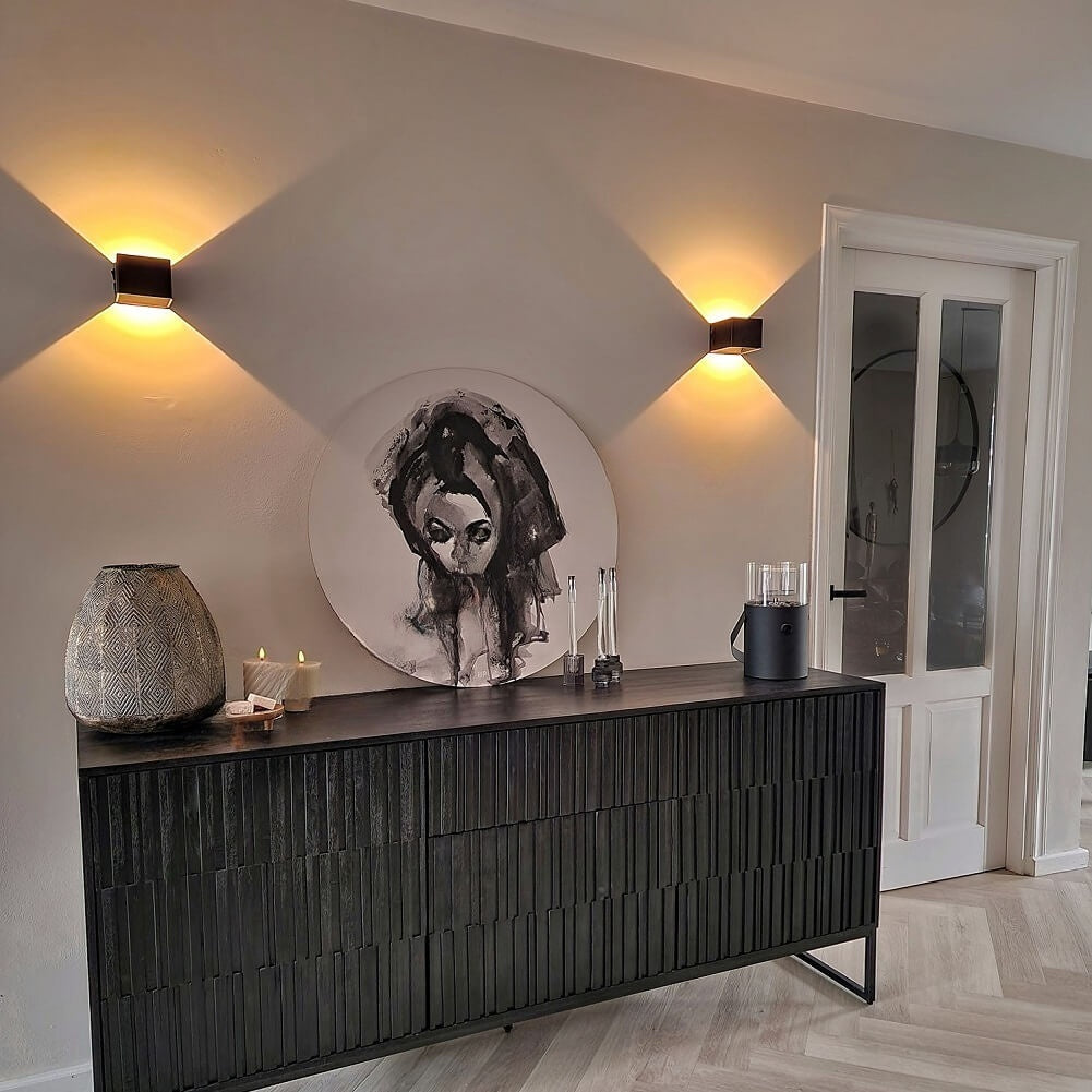 Væglampe | Genopladelig Bevægelsessensor | Magnetisk LED Belysning Indendørs & Udendørs Brug | Vanero