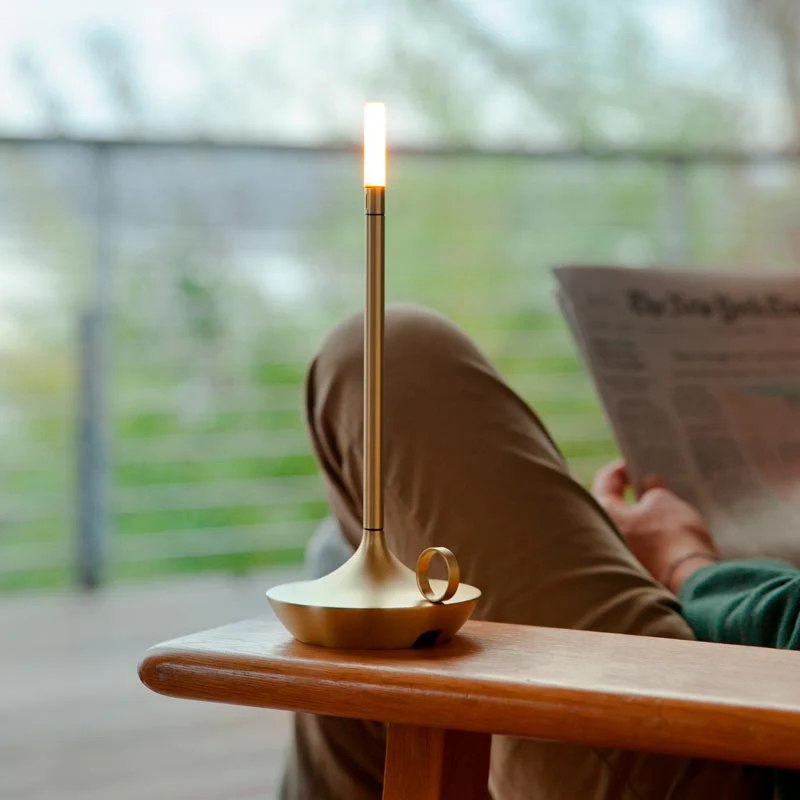 WeGlow | Genopladelig Skrive Bords Lampe | Vanero