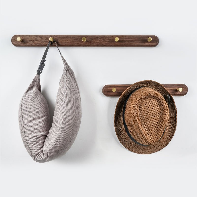Vægmonteret Tøjstativ i Træ | Naturligt Træ & Messingkroge | Indendørs Vægopbevaring Til Frakker, Tasker & Håndklæder | Vanero