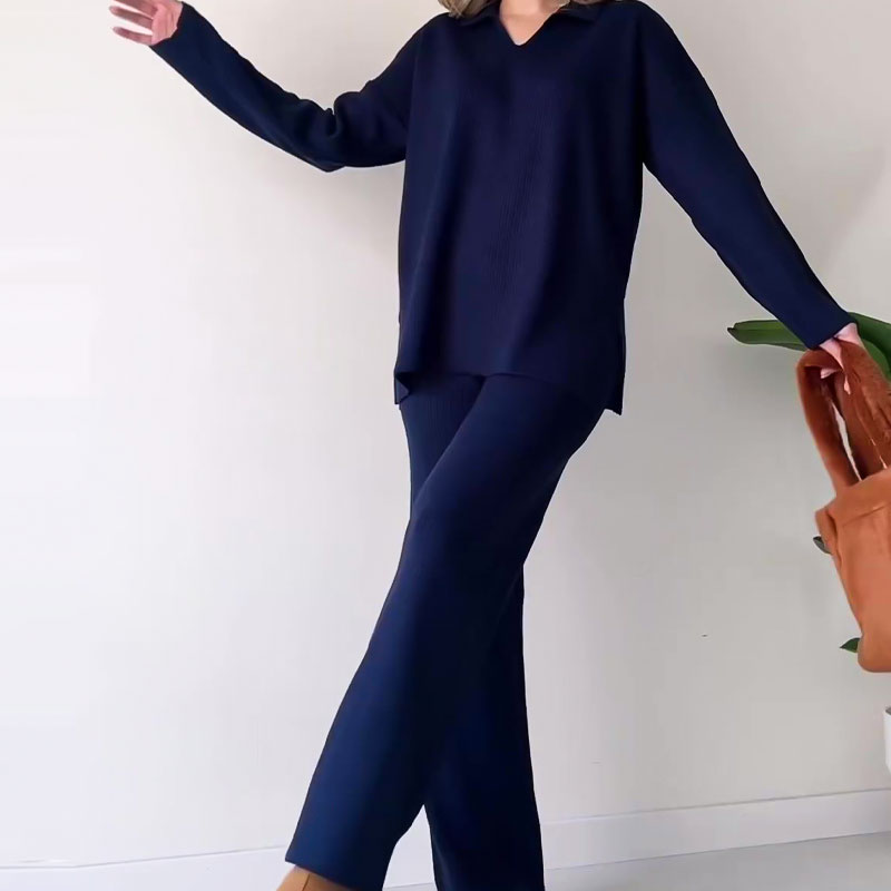 Amalia | Sæt med to dele casual med V-hals og slids l Vanero