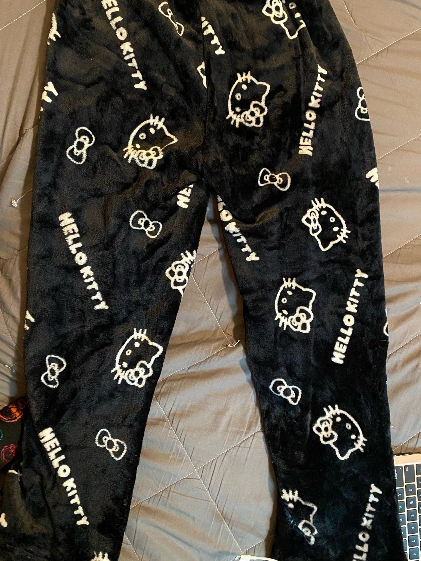 KittySnuggs l Kitty Mat pyjamas l Vanero
