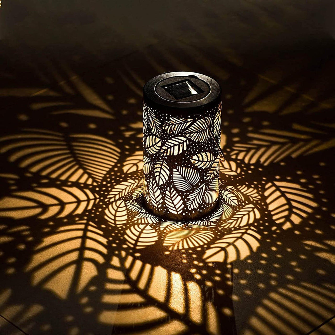 Luminous Leaf Lantern | Solcelle Dekorativ Bladlampe til Have og Terrassebelysning | Vanero