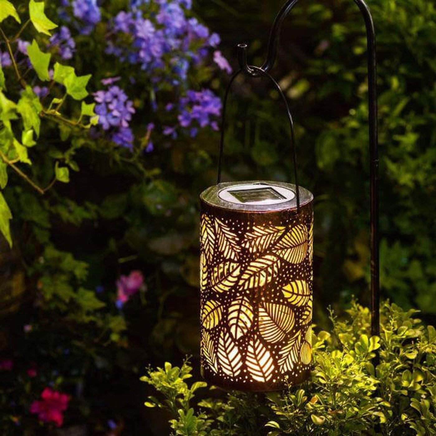 Luminous Leaf Lantern | Solcelle Dekorativ Bladlampe til Have og Terrassebelysning | Vanero