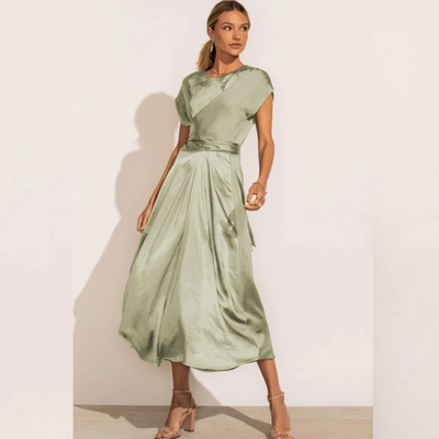 Lena | Elegant Kjole Med Flot Drapering Til En Sofistikeret Stil | Vanero