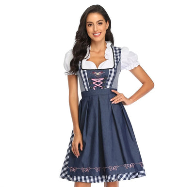 Janina l Traditionelt Oktoberfest-Outfit l Vanero