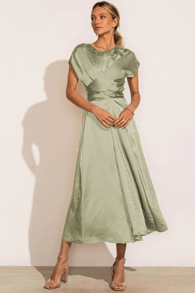 Lena | Elegant Kjole Med Flot Drapering Til En Sofistikeret Stil | Vanero